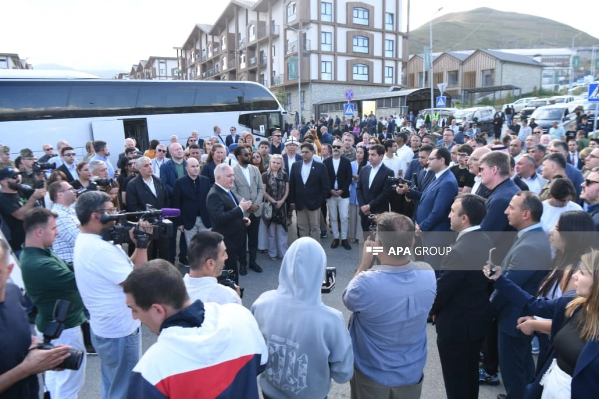 Qarabağ və Şərqi Zəngəzura səfər edən media nümayəndələri: Diplomatların gözü ilə bu torpaqları müşahidə etmək fərqli təcrübə idi
