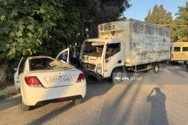 Şirvanda iki avtomobil toqquşub, ölən və yaralanan var - YENİLƏNİB