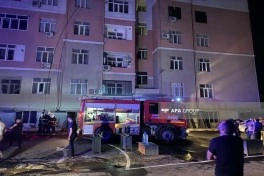 Ceyranbatanda yaşayış kompleksində yanğın olub, sakinləri təxliyə edilib - FOTO - YENİLƏNİB