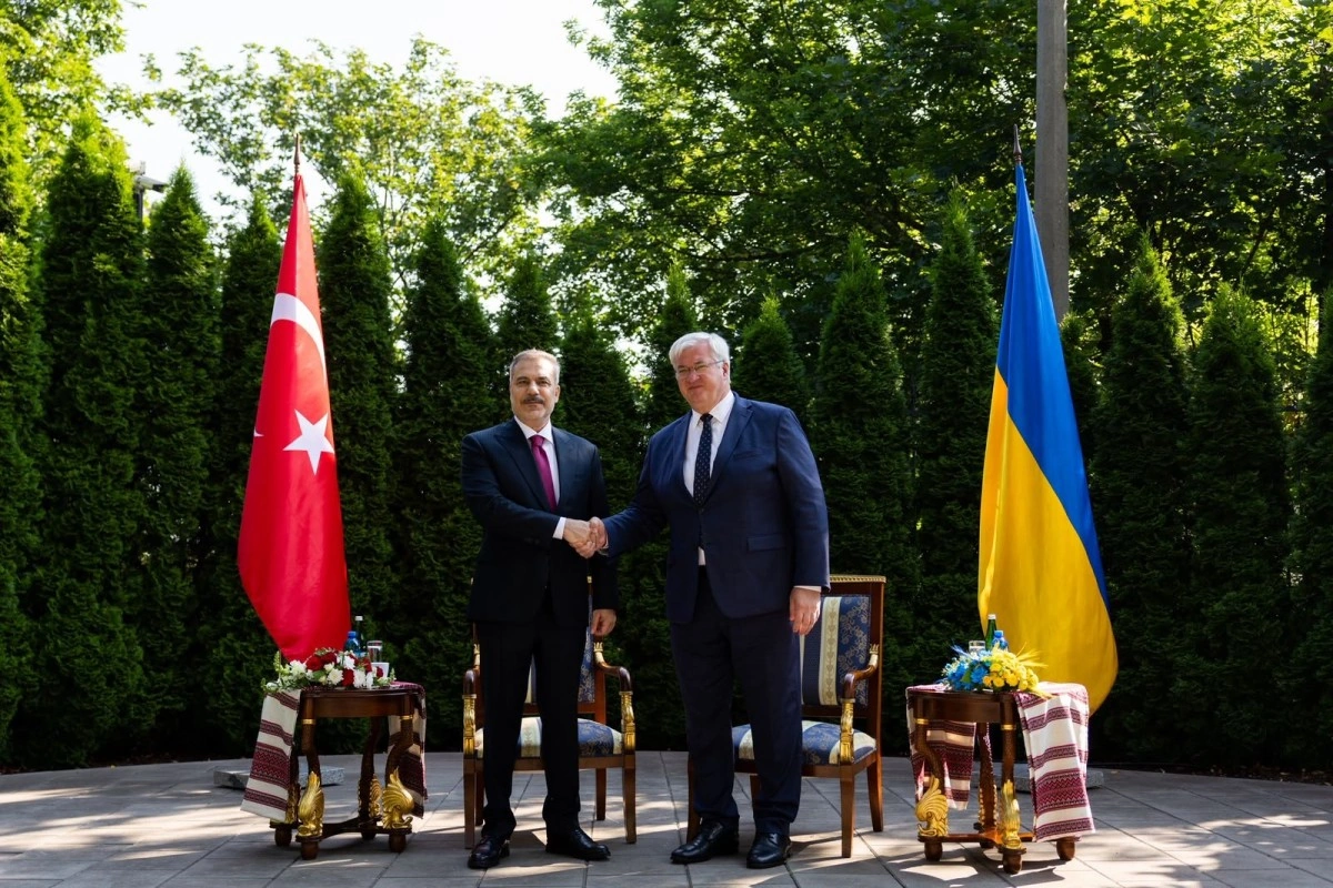Hakan Fidan Ukraynada Sibiqa ilə görüşüb