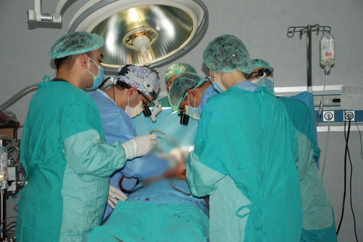 Ürək və kök hüceyrələri transplantasiyası həyata keçirən tibb müəssisələrinin sayı artıb