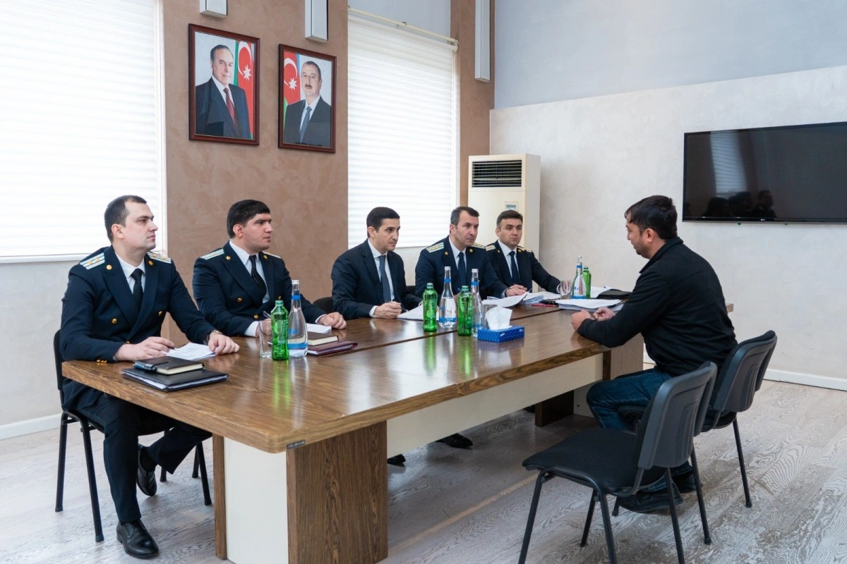 Ədliyyə naziri Şəmkir şəhərində vətəndaşları qəbul edib