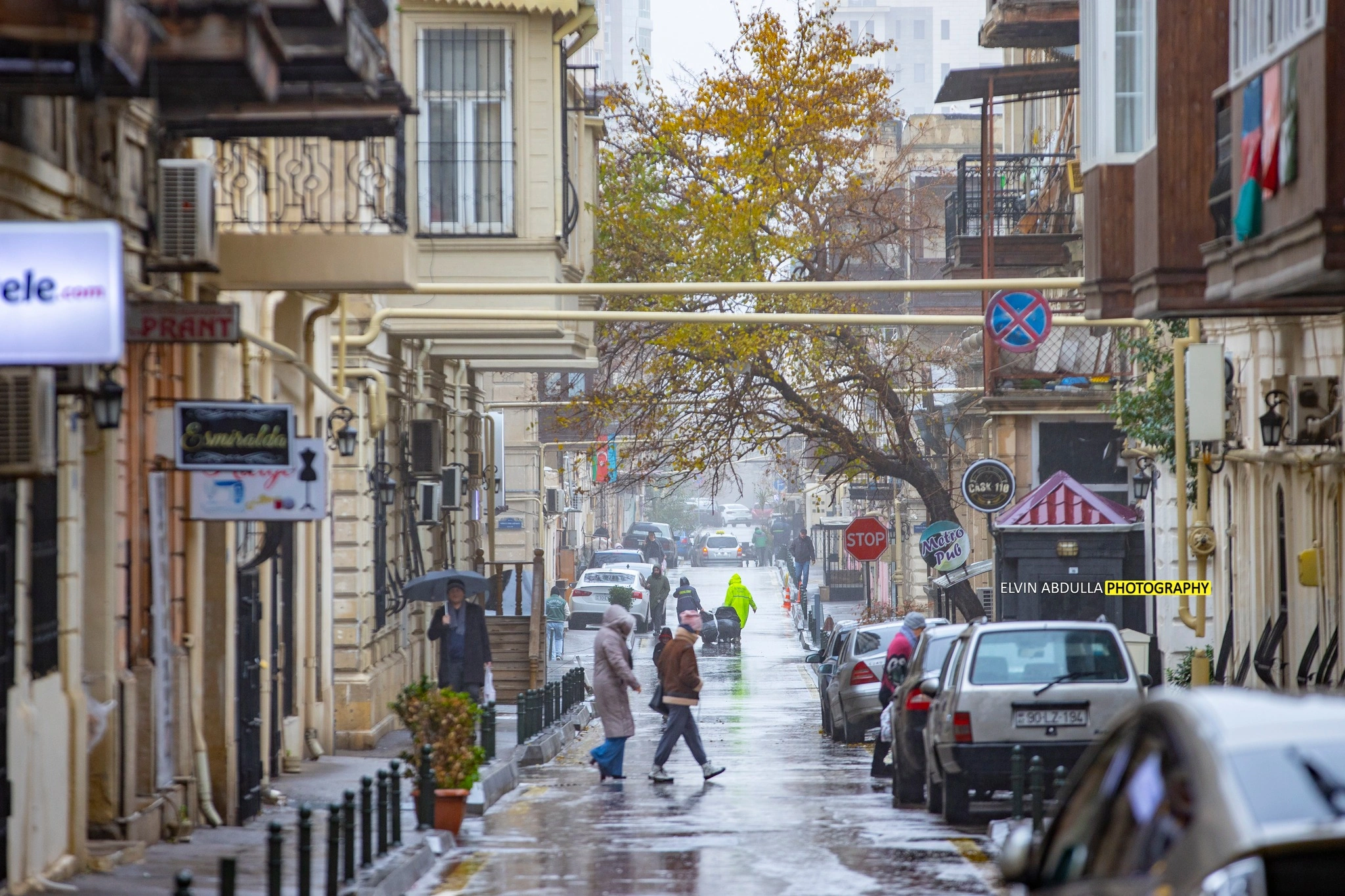 Yağışlı Bakı küçələri...  - Fotolar