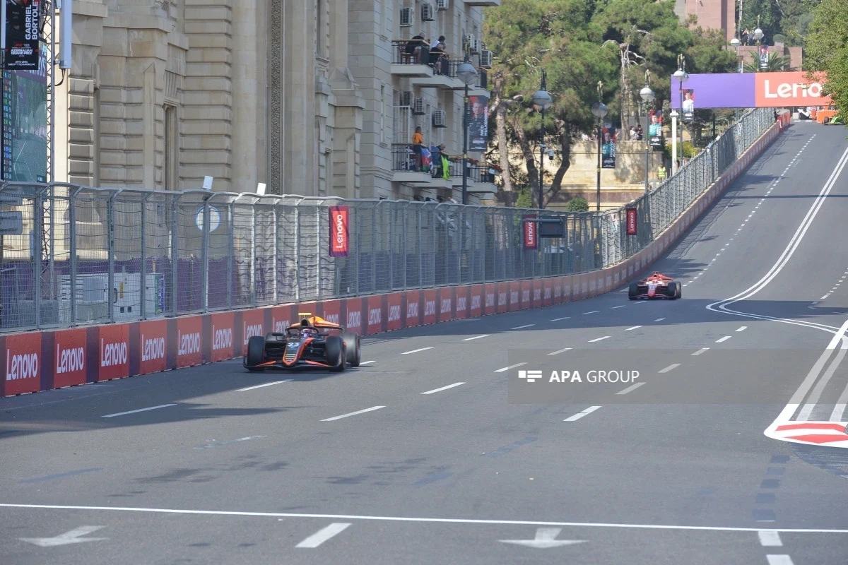 “Formula 2”də zəncirvarı qəza olub, sessiya müvəqqəti dayandırılıb