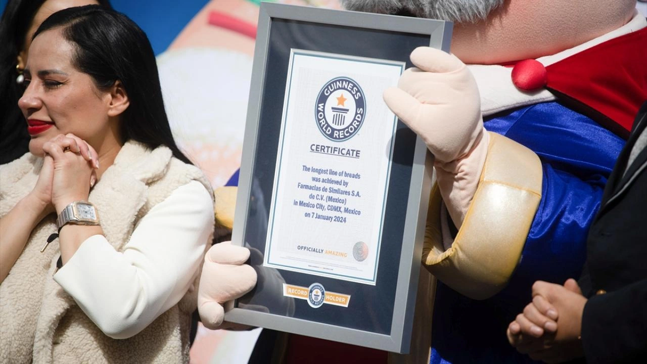 Bişirdikləri ilə Ginnesin Rekordlar kitabına düşdülər  - Fotolar