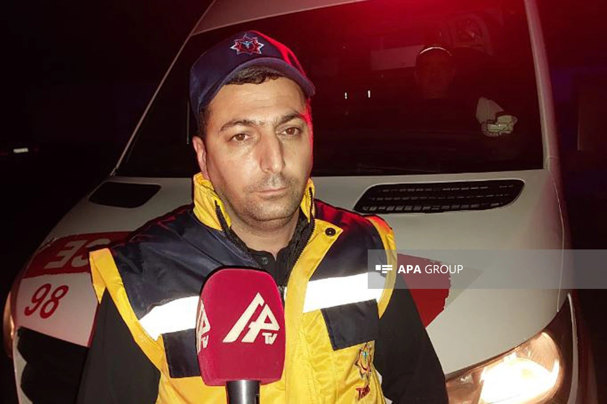Lənkəranda çağırışa gedən təcili yardım avtomobilinin üzərinə ağac düşüb - FOTO - YENİLƏNİB-2