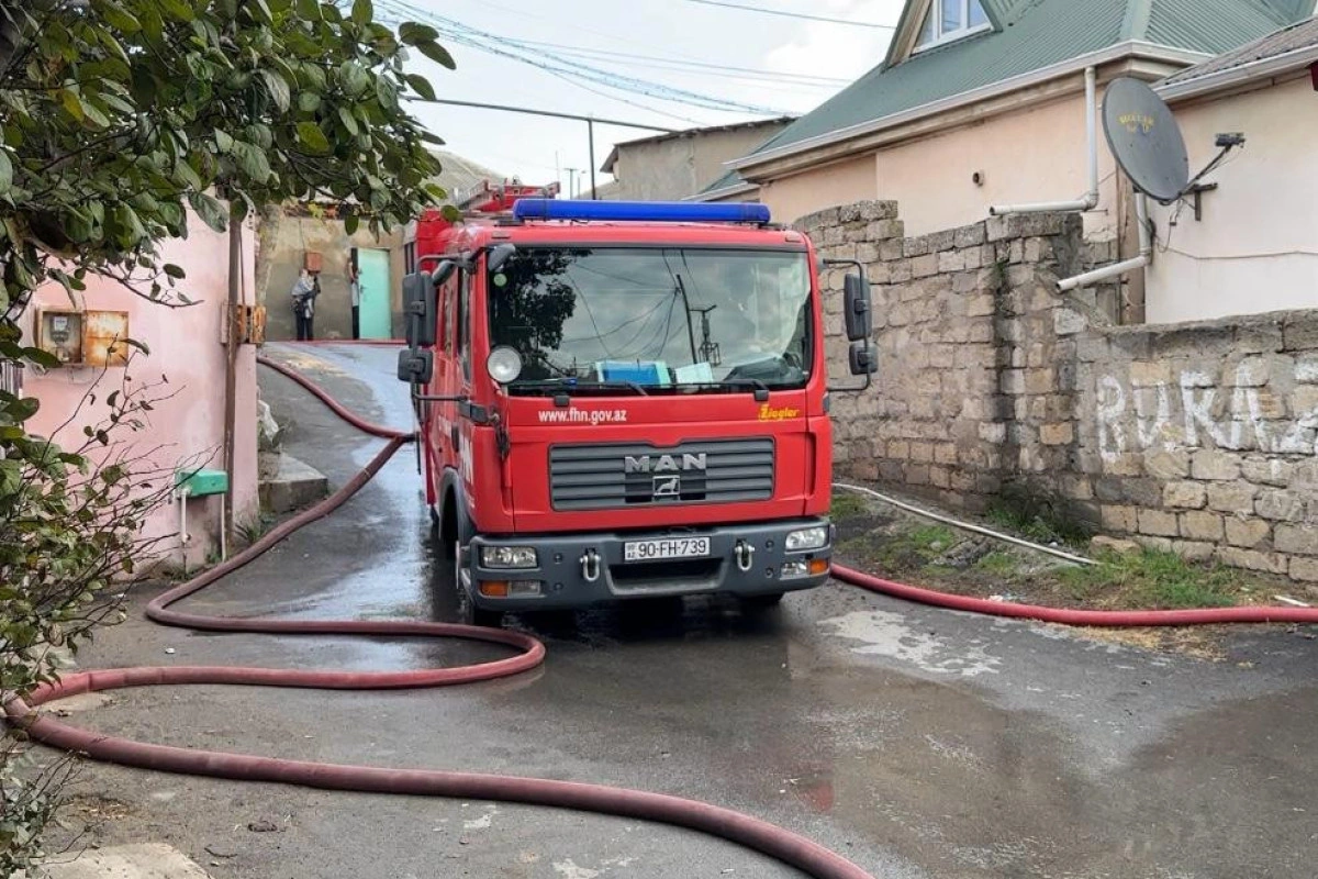 NZS qəsəbəsində fərdi yaşayış evində yanğın olub, bir nəfər xəsarət alıb - FOTO - VİDEO