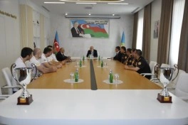 Kəmaləddin Heydərov III Dünya Korporativ Oyunlarında uğur qazanmış FHN komandalarının üzvləri ilə görüşüb - VİDEO