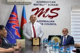 Mətbuat Şurasında Rauf Arifoğlunun  60 illik yubileyi ilə bağlı toplantı keçirilib