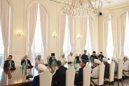 Prezident İlham Əliyev Bakıda keçirilən beynəlxalq konfransların iştirakçılarını qəbul edib - YENİLƏNİB