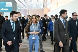Leyla Əliyeva və Arzu Əliyeva "Urban Expo" sərgisi ilə tanış olublar