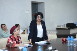 Mətbuat Şurasında “İstiqlal söhbətləri” kitabının təqdimatı keçirilib - FOTO