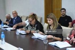 Mətbuat Şurasında “İstiqlal söhbətləri” kitabının təqdimatı keçirilib - FOTO