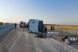 Hacıqabulda sərnişin avtobusu aşıb, 30-dan çox yaralı var - FOTO - YENİLƏNİB