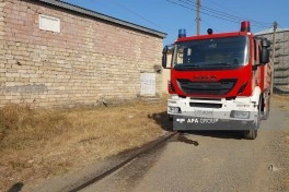 Lənkəranda yanğının ətraf ərazilərə keçməsinin qarşısı alınıb