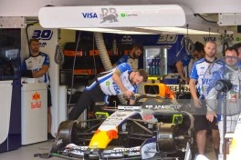 Bolidlərin Formula 1-ə son hazırlığı  - FOTOLENT