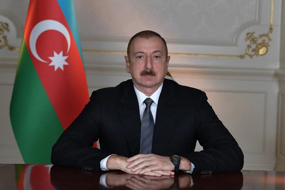 Prezident İlham Əliyev sinqapurlu həmkarını təbrik edib