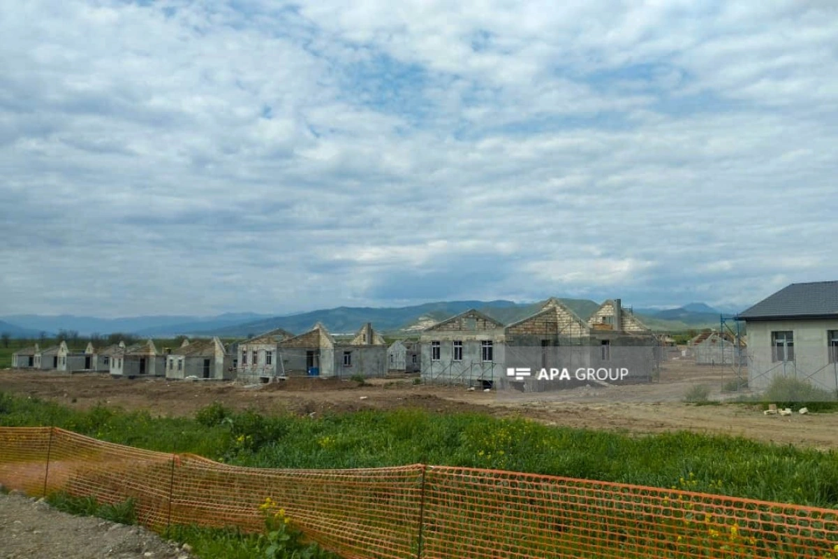 Ağdamın Baş Qərvənd və Eyvazxanbəyli kəndləri sürətlə yenidən qurulur - FOTO