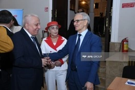 Azərbaycan jurnalistlərinin IX qurultayı keçirilir - FOTO - YENİLƏNİB