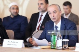 Beynəlxalq Bakuvi Konfransının bölmə iclasları keçirilib - FOTO
