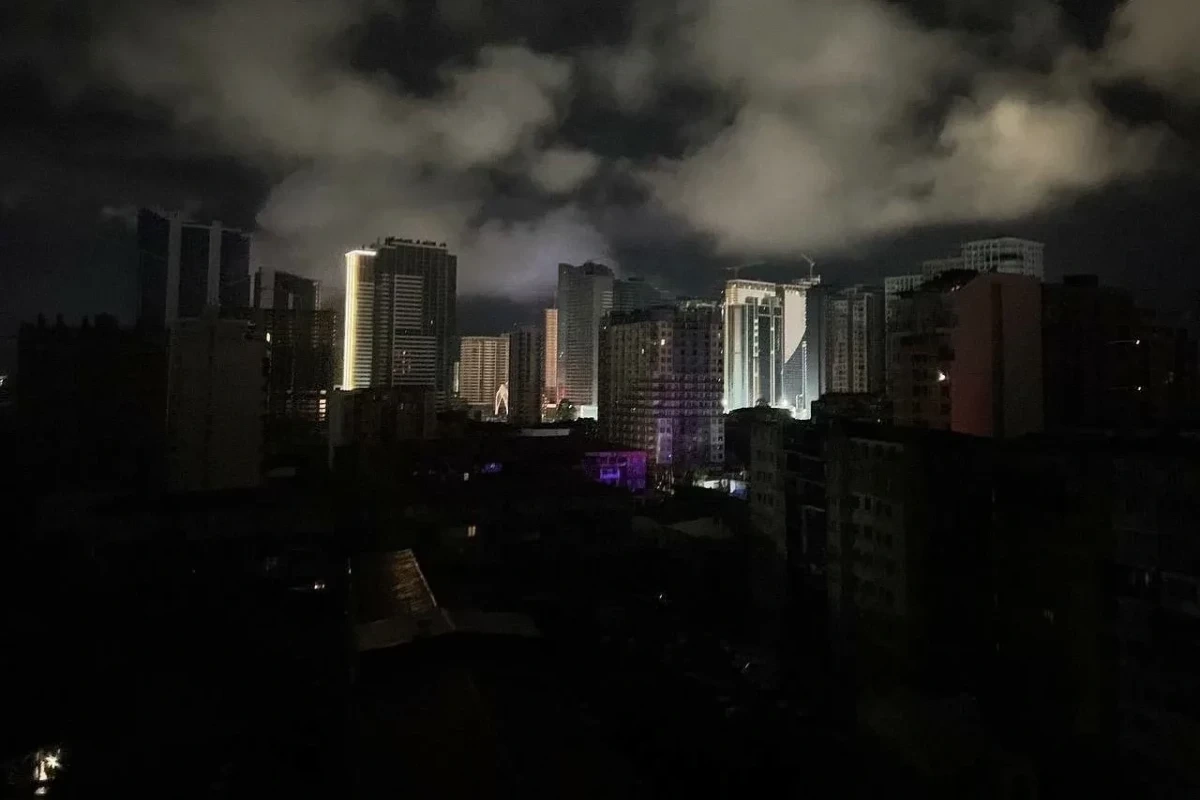 Gürcüstan işıqsız qalıb, Tbilisi və ölkənin əksər hissəsinin elektrik enerjisi kəsilib