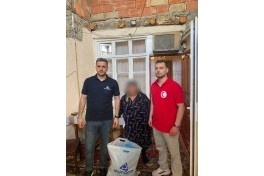 “Avrora Qrup” Qurban Bayramı münasibətilə aztəminatlı ailələrə bayram sovqatı çatdırıb
