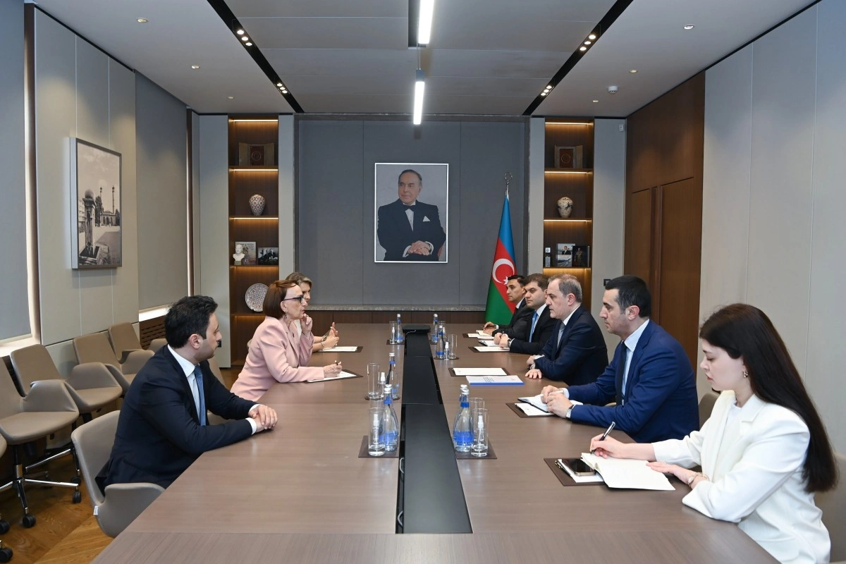 Ceyhun Bayramov UNCTAD-ın Baş katibi ilə Yaxın Şərqi müzakirə edib