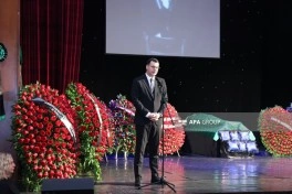 Xalq artisti Aleksandr Şarovski dəfn edilib - YENİLƏNİB-1 - FOTO