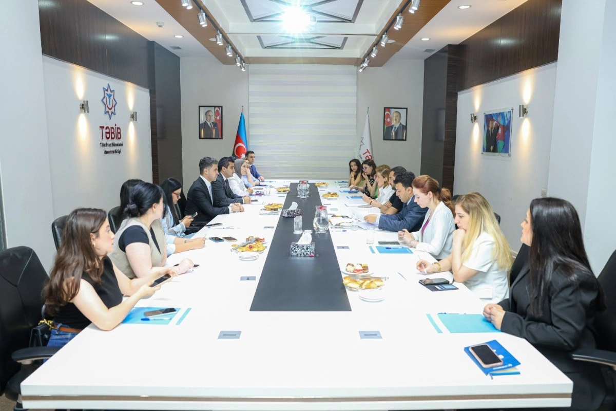 TƏBİB media ilə açıq dialoq formatında görüş keçirib