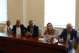 FHN yanında İctimai şuranın üzvləri Nazirliyin strukturunda görüş keçiriblər
