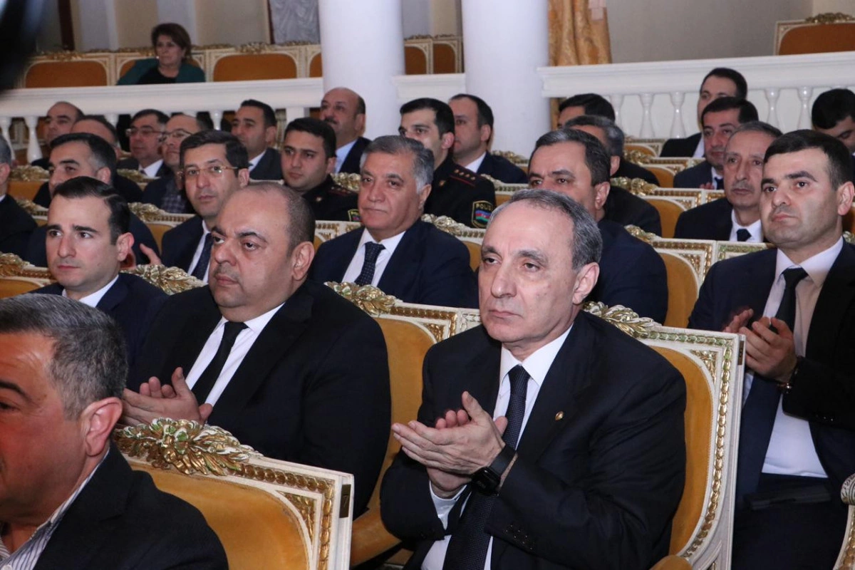 Prokurorluq əməkdaşları Ümumilli lider Heydər Əliyevin 100 illiyinə həsr olunmuş tədbirdə iştirak edib