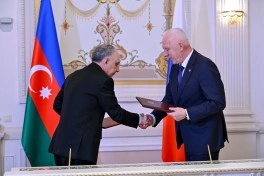 Kamran Əliyev Rusiya Baş prokuroru ilə əməkdaşlıq perspektivlərini müzakirə edib