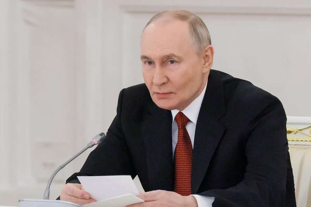 Putin: Ermənistanın Aİ-yə üzvlük istəyi qanuni hüququdur, lakin bu, ölkənin Aİİ-dən çıxması anlamına gələcək - YENİLƏNİB