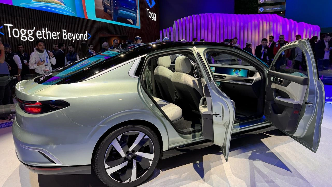 “Togg”un yeni sedan modeli  - Video