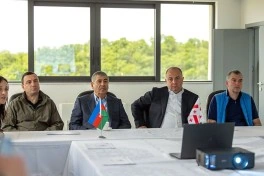 Zakir Həsənov Gürcüstanda bir sıra hərbi obyektlərdə olub