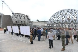 Xarici diplomatlar Şuşada tikilməkdə olan Yeni Şuşa məscidi ilə tanış olublar - FOTO