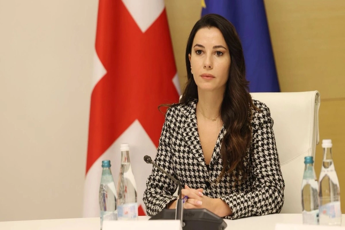 Gürcü nazir: Bakı-Tbilisi-Qars dəmir yolu xətti Orta Dəhlizin dəyərini yüksəldəcək