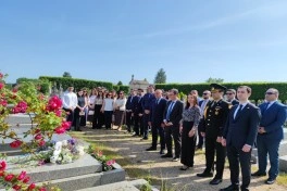 Əlimərdan bəy Topçubaşovun məzarı ziyarət edilib - FOTO