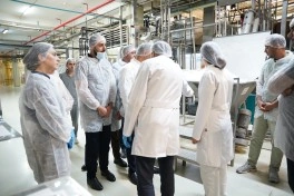 Media nümayəndələri “Made in Azerbaijan” brendini dünyaya tanıdan “Ulduz” fabriki ilə tanış olublar - FOTO