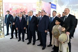 Prezident İlham Əliyev MDB Ölkələrinin Milli Kulinariya Festivalı ilə tanış olub, rəsmi qəbulda iştirak edib
