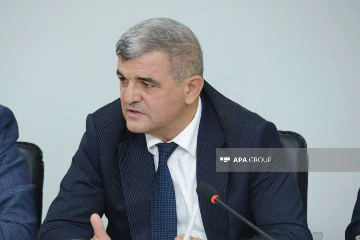 Deputat idman yarışlarında enerji içkilərinin reklamını doğru hesab etmir