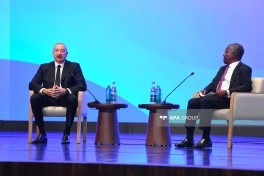 Prezident İlham Əliyev II Azərbaycan Beynəlxalq İnvestisiya Forumu çərçivəsində keçirilən tədbirdə iştirak edib - VİDEO - YENİLƏNİB