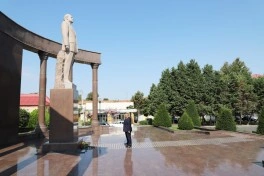 Mürsəl İbrahimov Şəmkirdə vətəndaşları qəbul edib