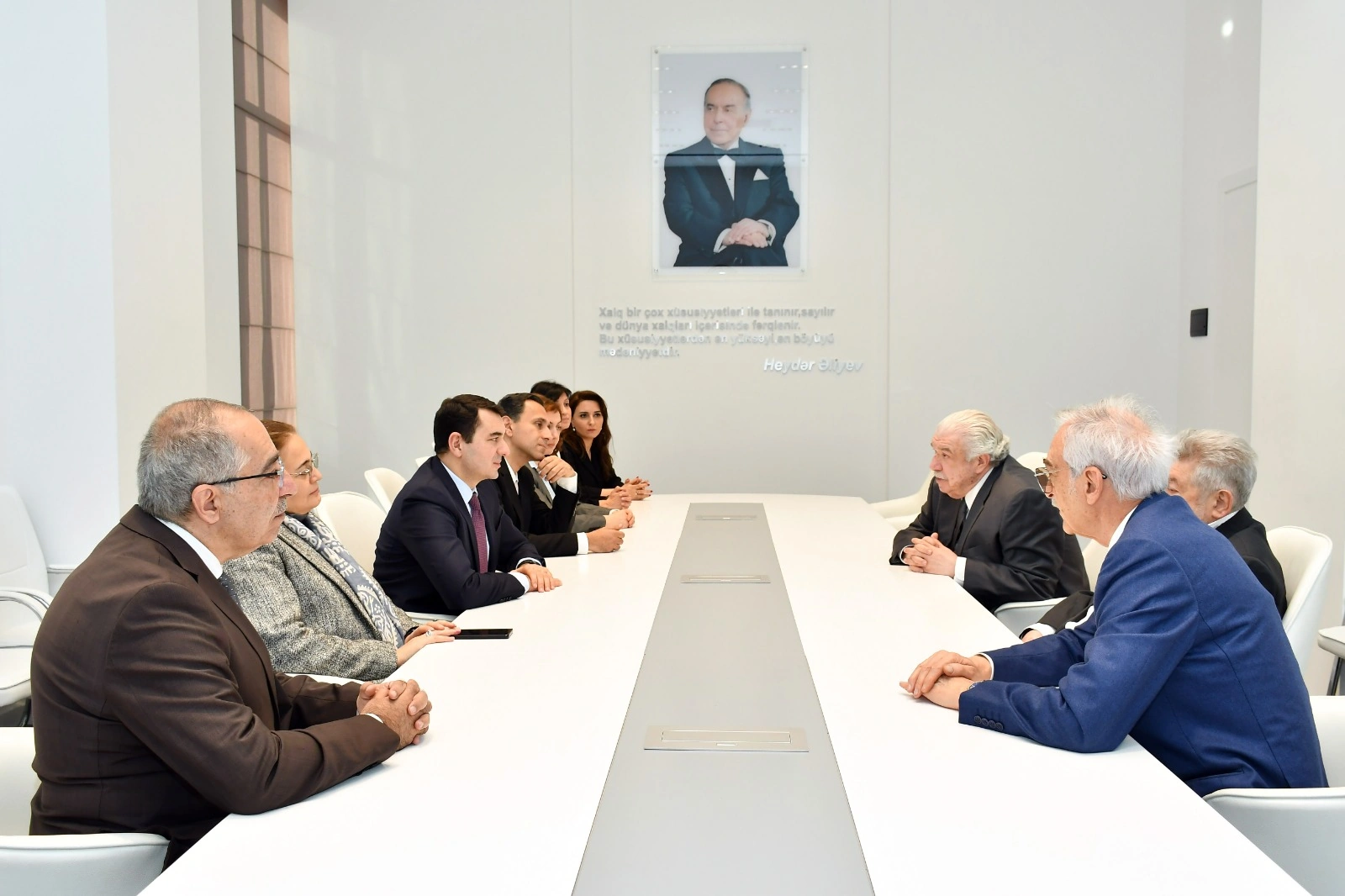 Yuli Qusmana “Şərəf” ordeni təqdim edilib  - Fotolar