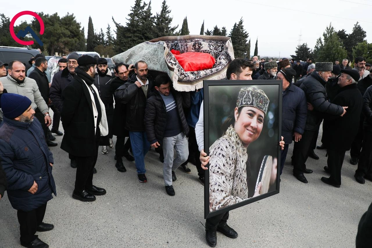 Aygün Bəylər dəfn edilir  - Yenilənir - Fotolar