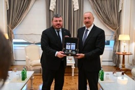 Azərbaycan lideri Ukraynanın sabiq Prezidenti ilə görüşüb