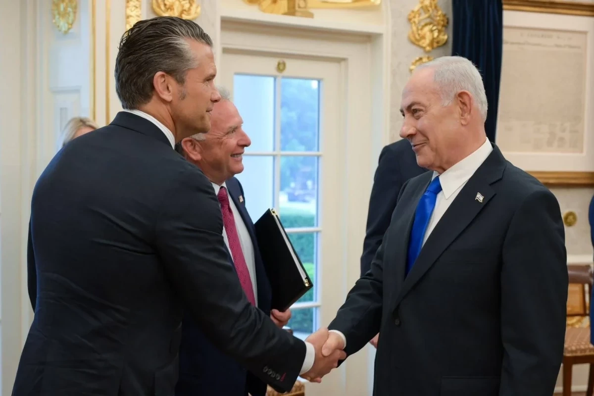 "Axios": Heqset gözlənilmədən İsrailə səfər edib, Netanyahu ilə görüşüb