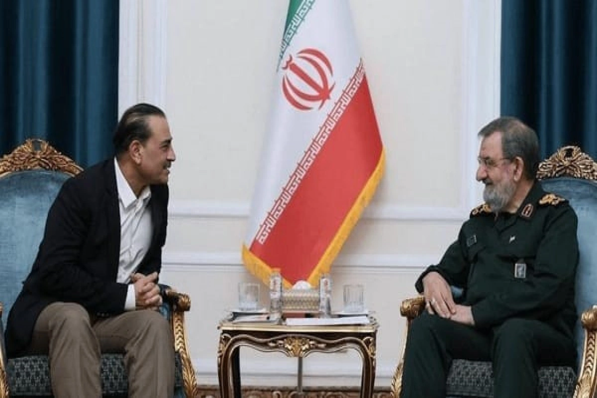 Möhsün Rzayi Asim Münirlə Tehranla Vaşinqton arasında Pakistanın vasitəçilik səylərini müzakirə edib