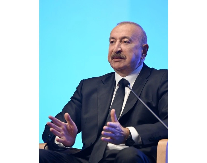 Prezident İlham Əliyev II Azərbaycan Beynəlxalq İnvestisiya Forumu çərçivəsində keçirilən tədbirdə iştirak edib - VİDEO - YENİLƏNİB-1