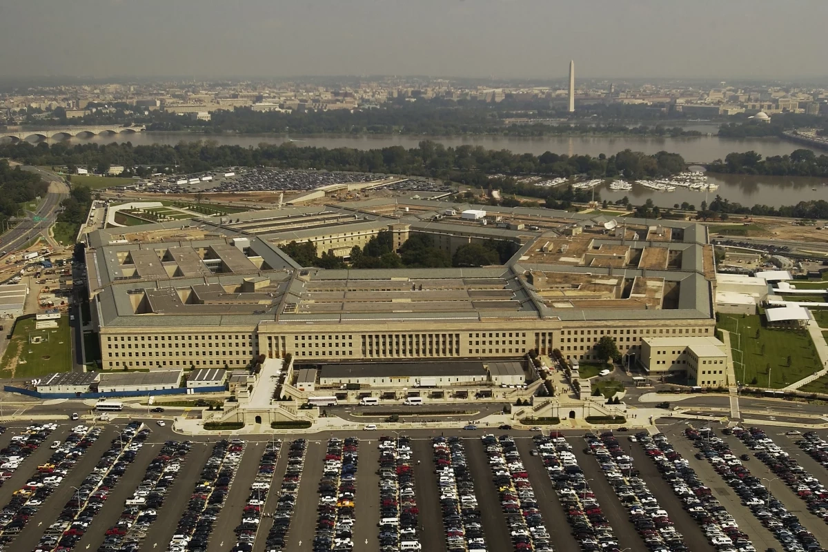 Pentaqon süni intellektlə bağlı 500 milyon dollarlıq müqavilə imzalayıb